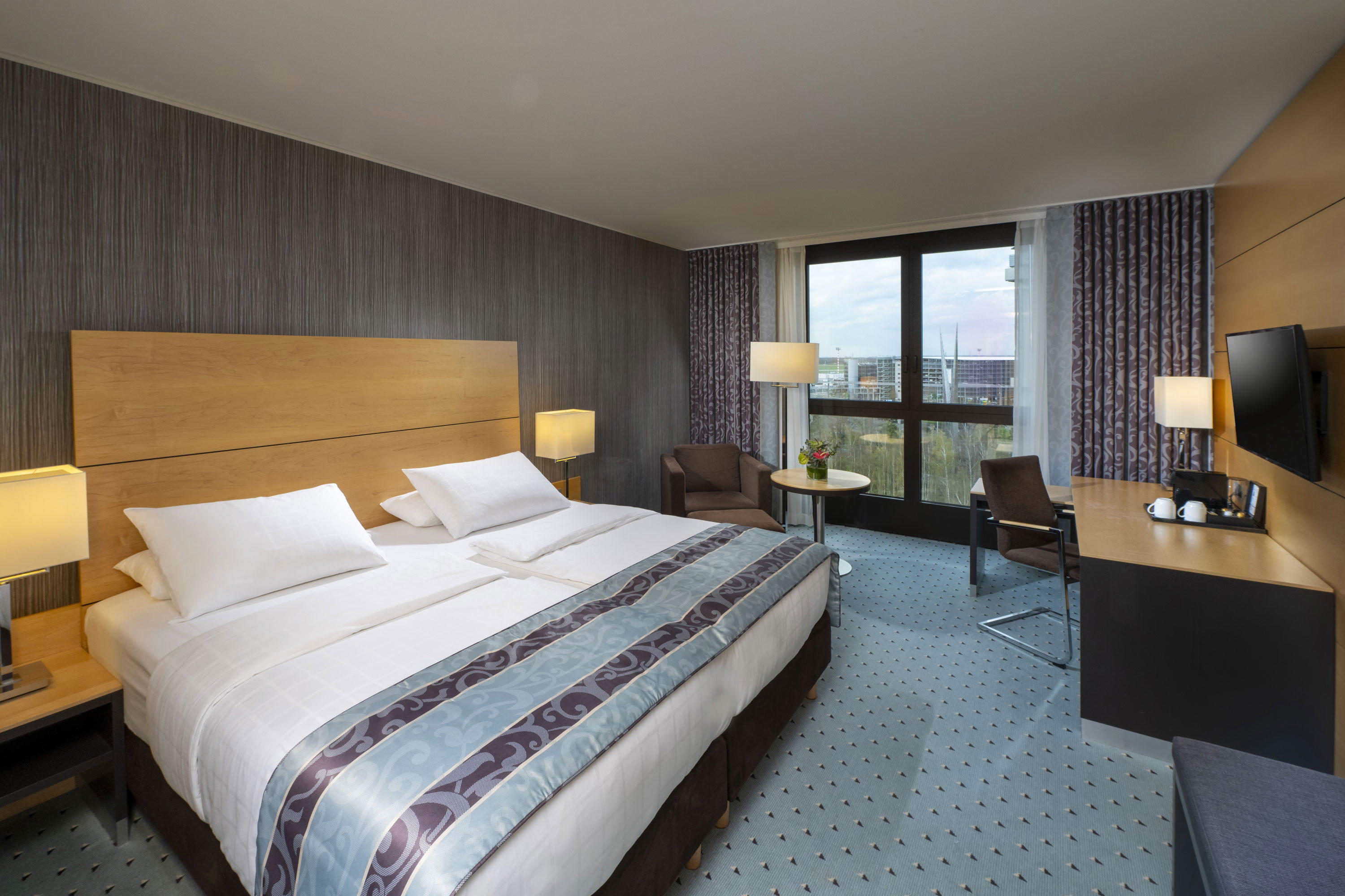 Фото Maritim Hotel Dusseldorf