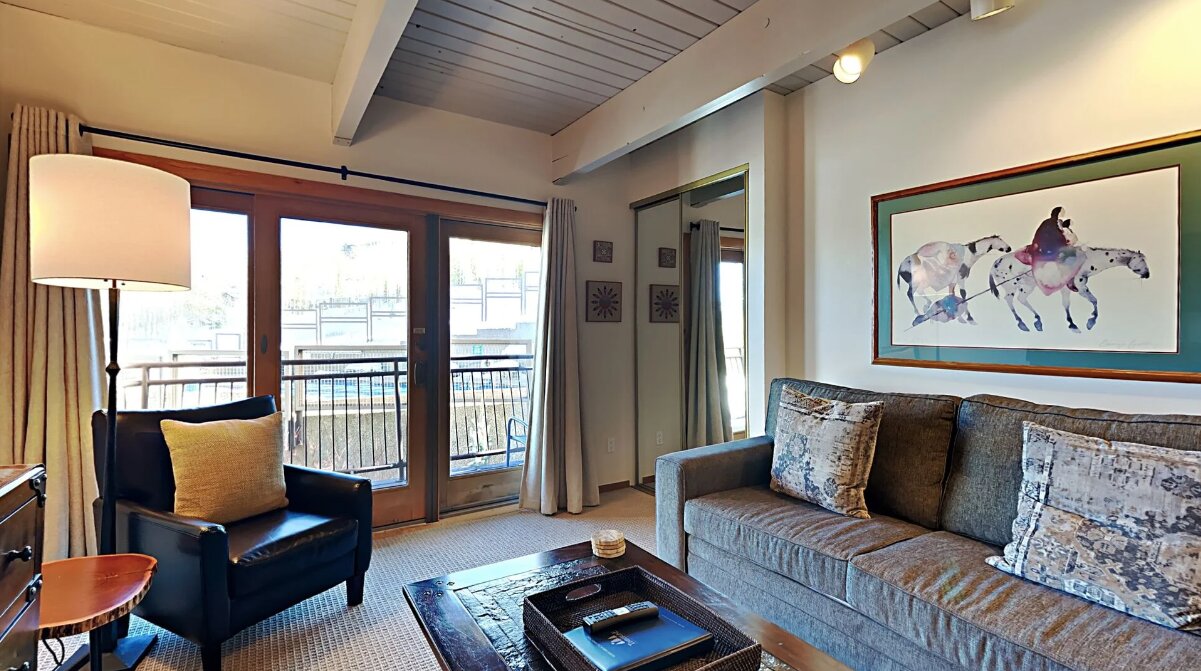 Фото The Timberline Condominiums