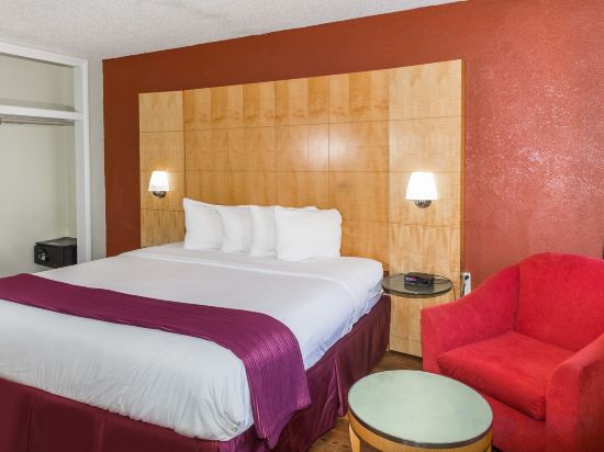 Фото Ocean Reef Hotel