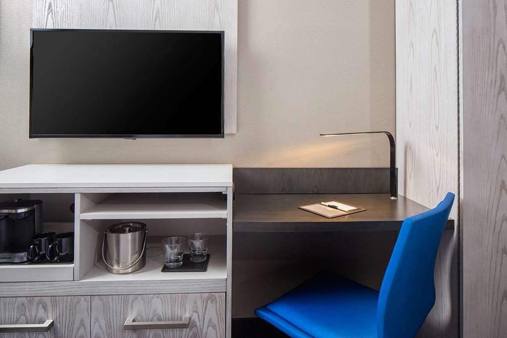Фото DoubleTree by Hilton New York Times Square West