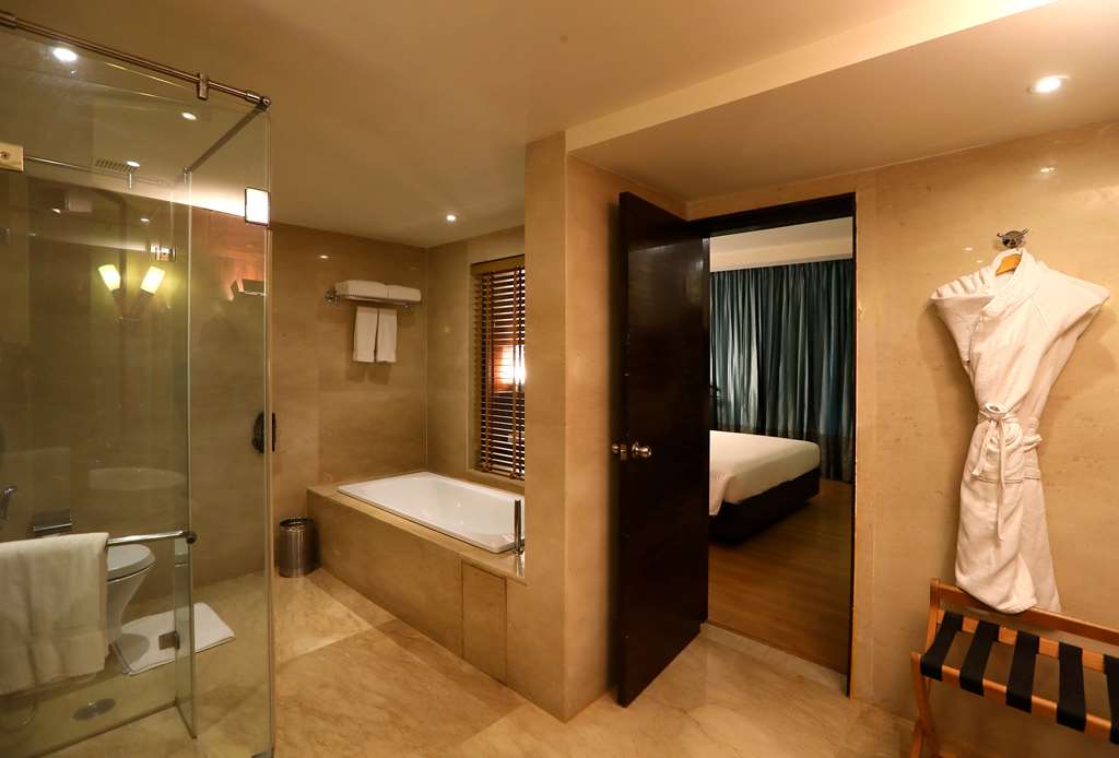 Фото Radisson Blu Hotel Chennai City Centre