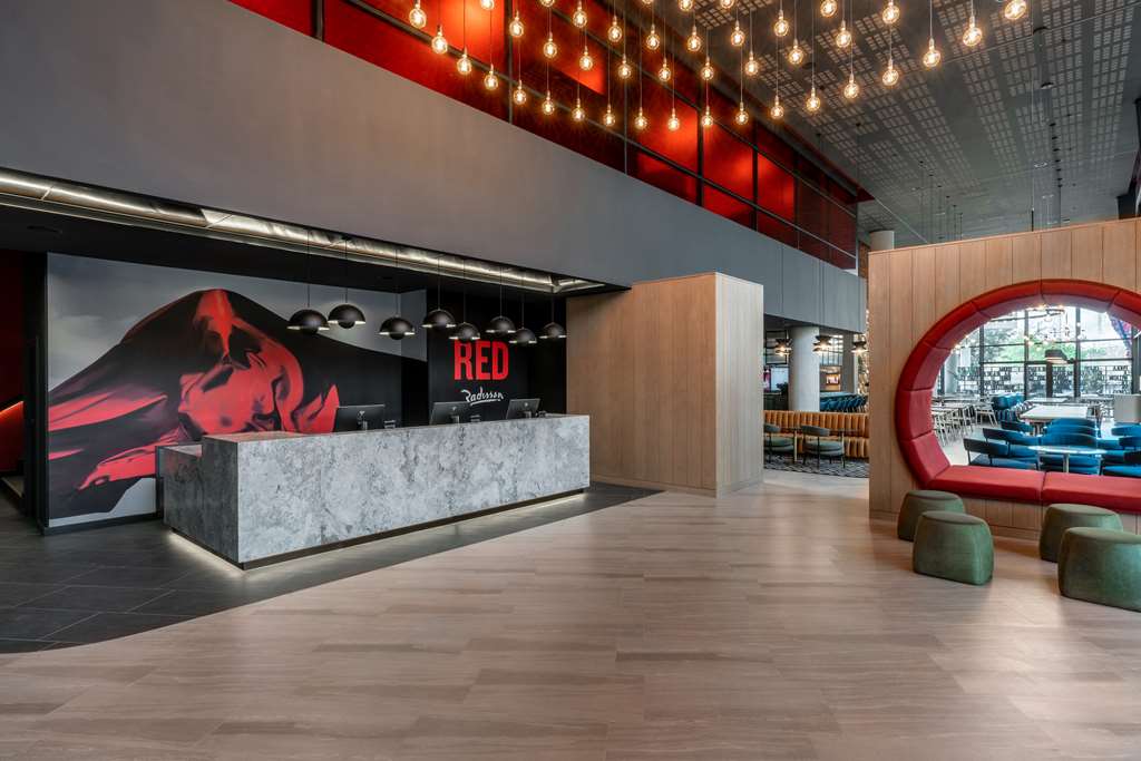 Фото Radisson Red Johannesburg Rosebank