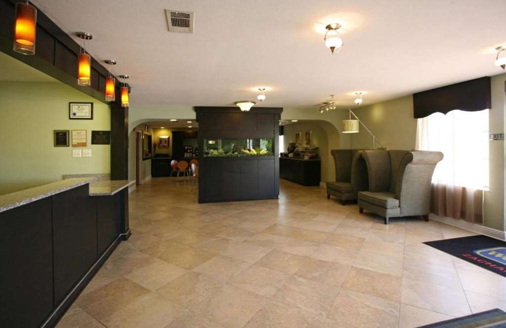 Фото Best Western Zachary Inn