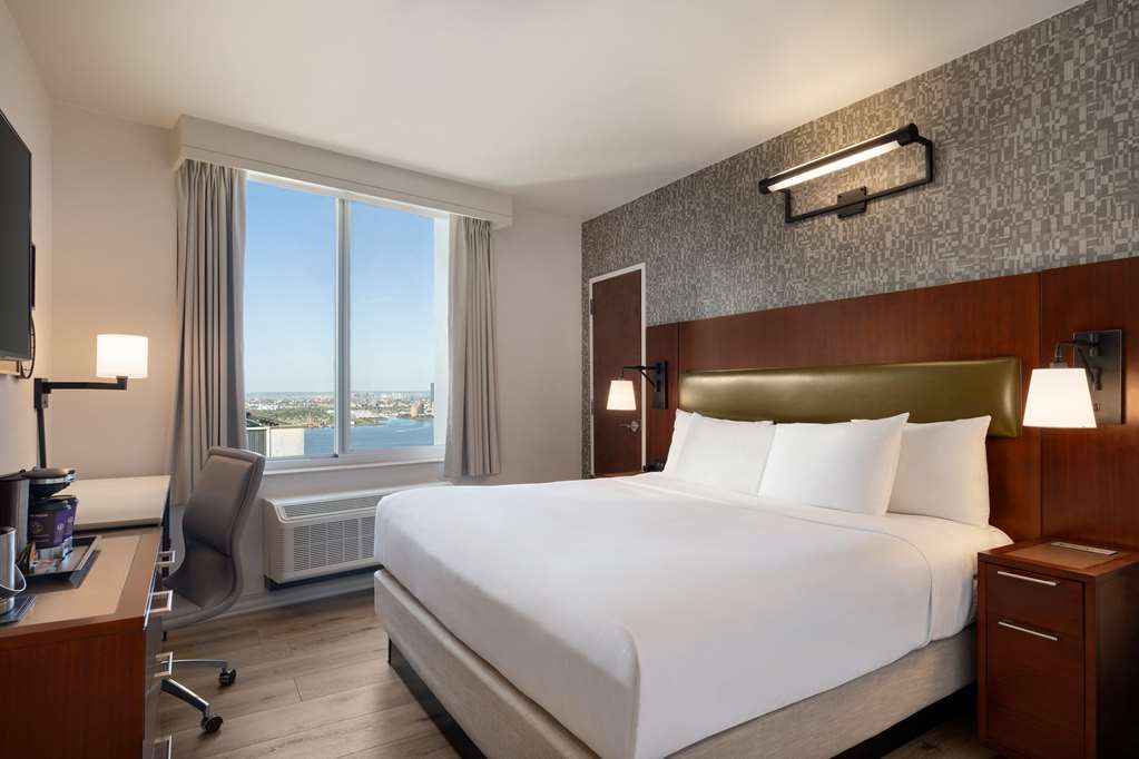 Фото DoubleTree by Hilton New York Downtown