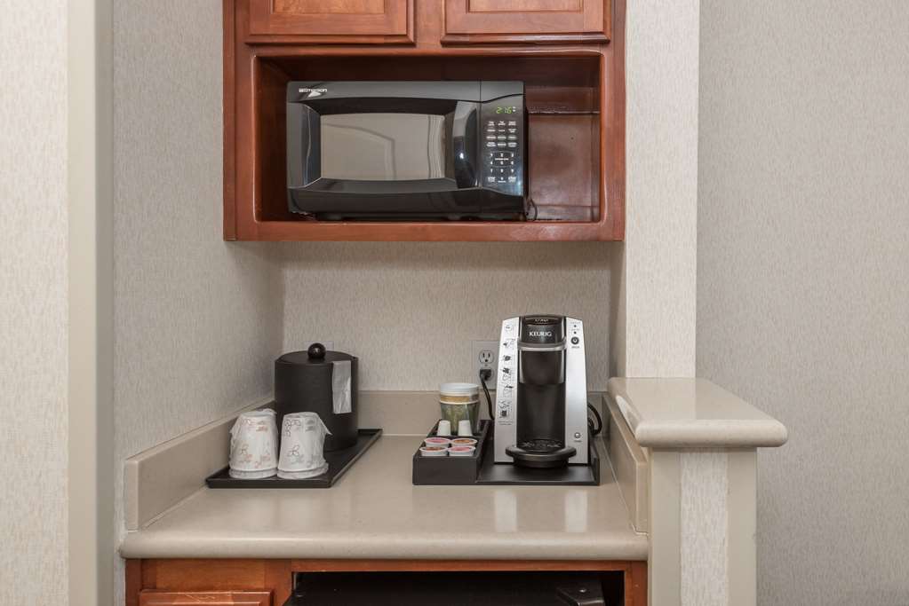 Фото Hilton Garden Inn Portland Airport