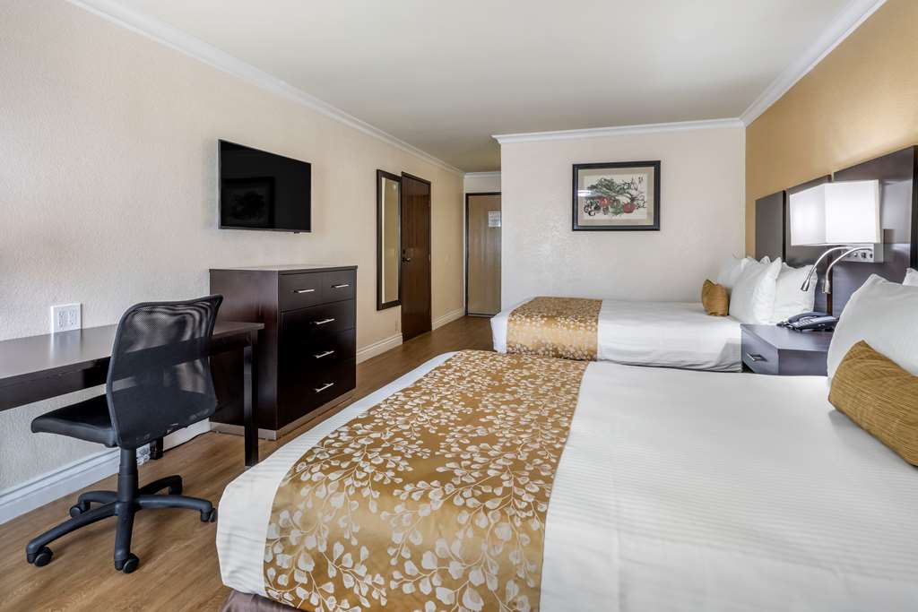 Фото Best Western Plus South Bay Hotel