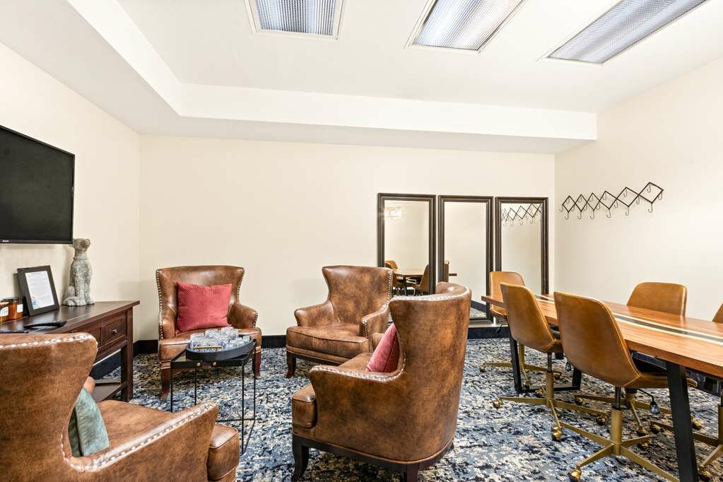 Фото Hampton Inn & Suites Phoenix-Goodyear