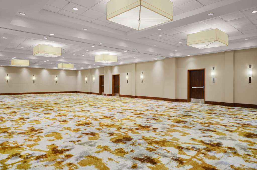 Фото Hilton Garden Inn Dallas Richardson