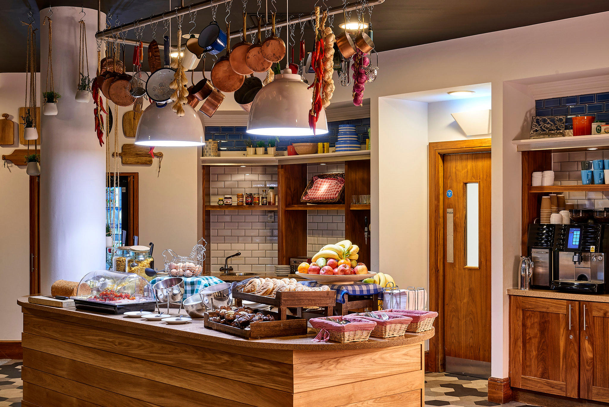 Фото Staybridge Suites Liverpool, an Ihg Hotel