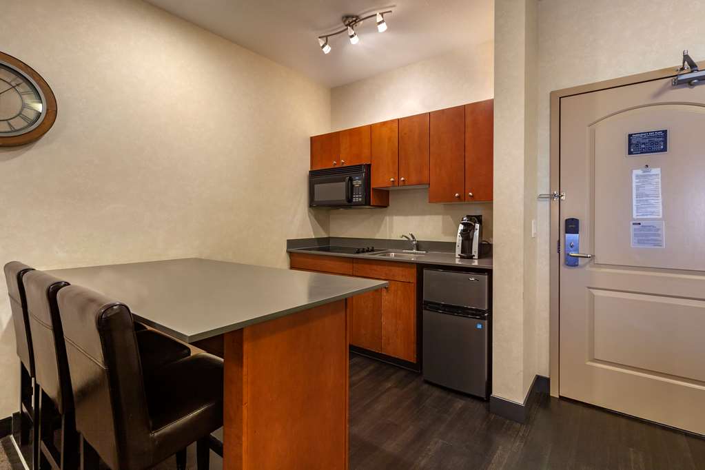 Фото Best Western Plus Meridian Hotel