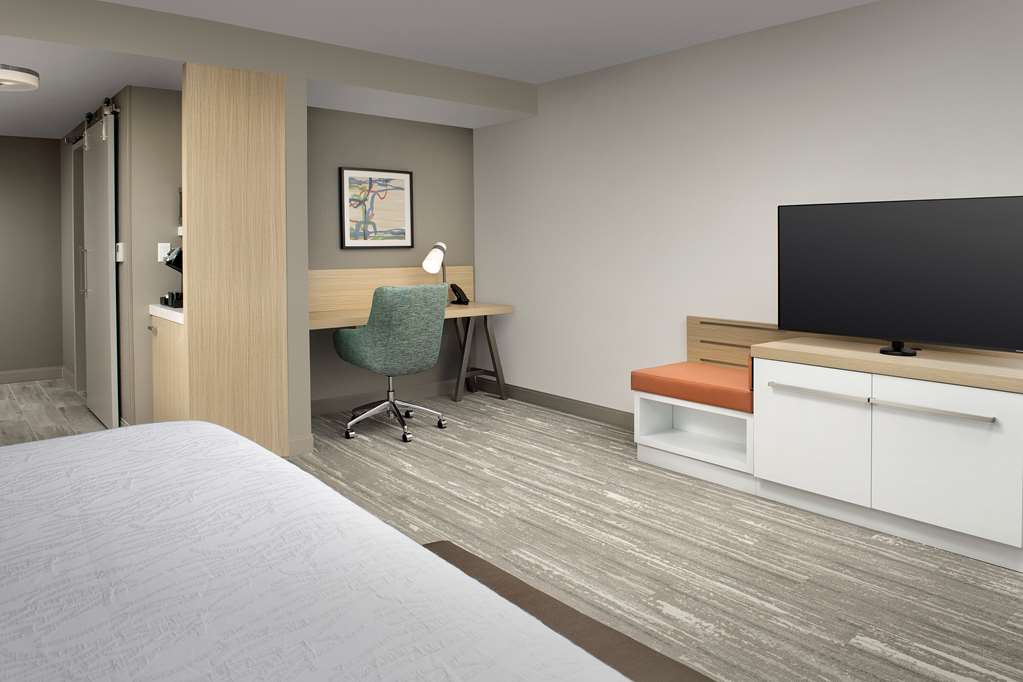 Фото Hilton Garden Inn Orlando Downtown