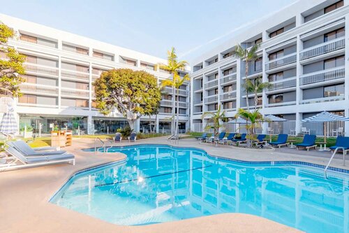 Гостиница Hotel Mdr Marina del Rey - a DoubleTree by Hilton в Калвер-Сити