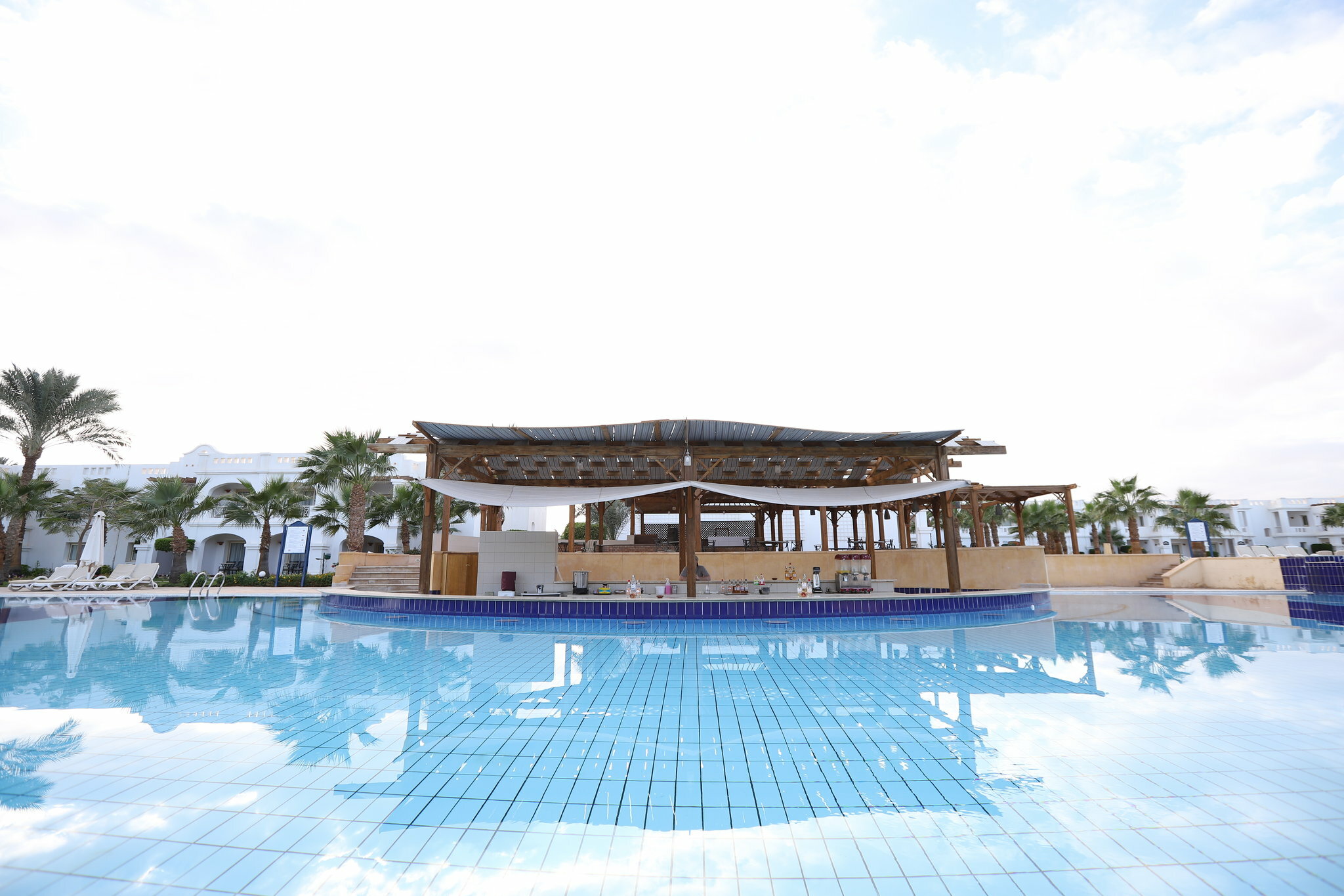 Фото Continental Plaza beach Resort