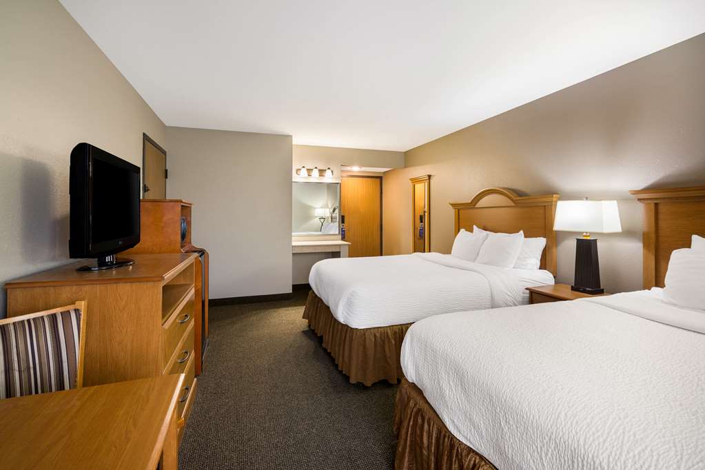Фото Revel Hotel Minot, SureStay Collection by Best Western