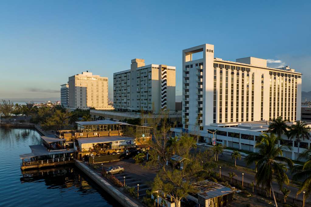 Фото Rok Hotel Kingston Tapestry Collection by Hilton