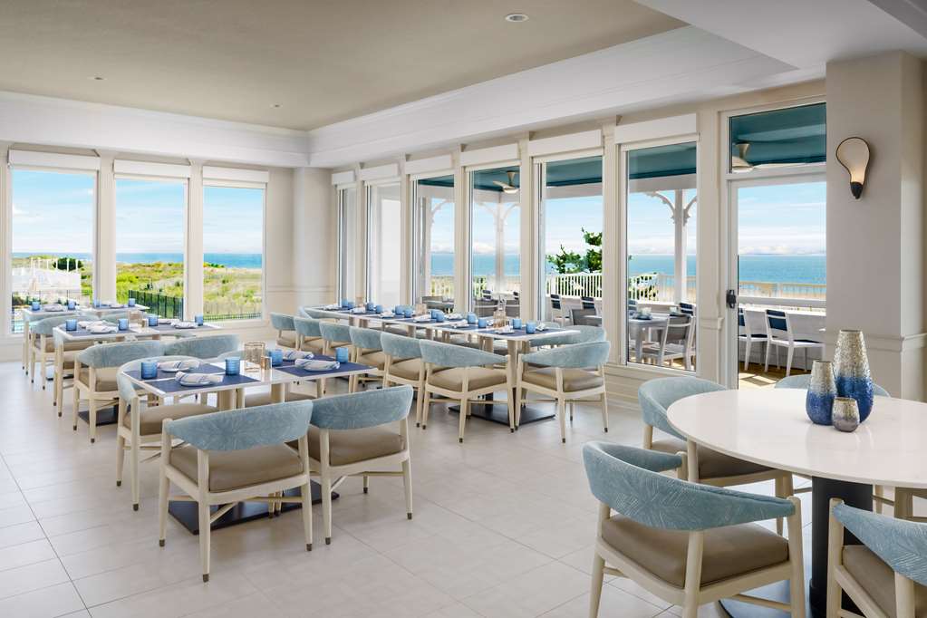 Фото Dunes Manor Hotel and Dunes Suites