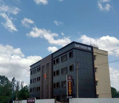 Hotel Santhosh Inn