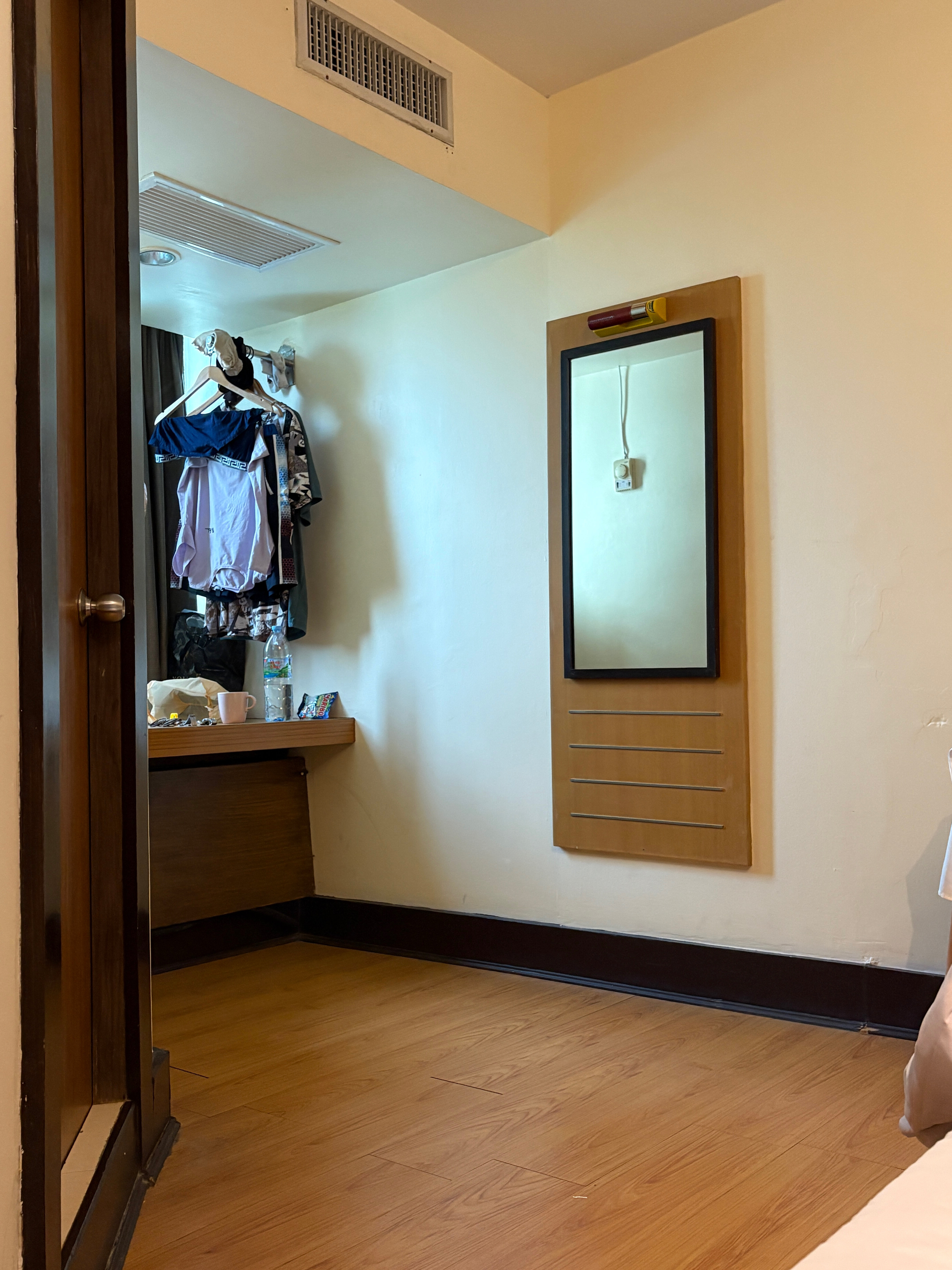 Фото The Seasons Bangkok Huamark