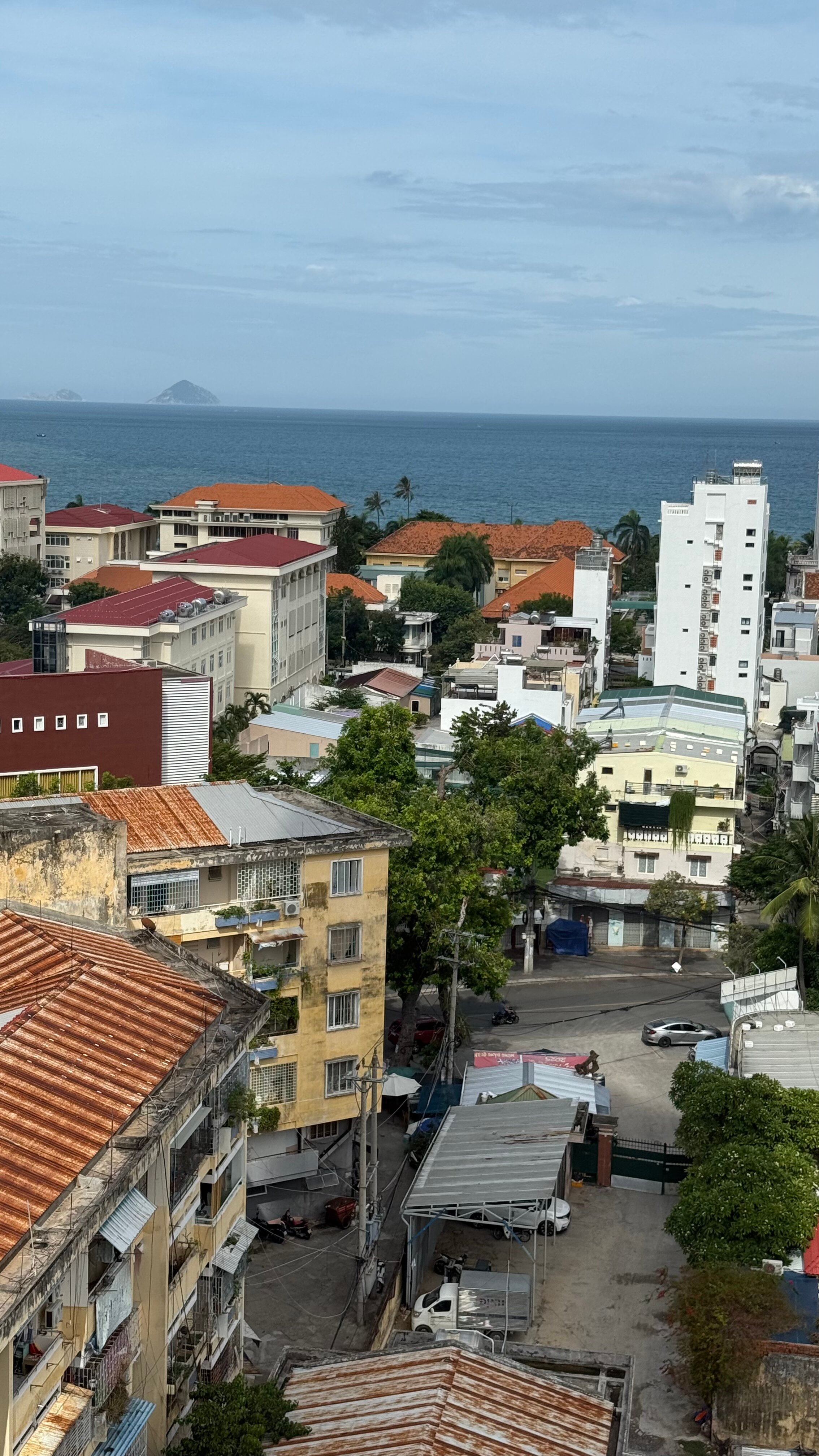 Фото DQua Hotel and Apartment