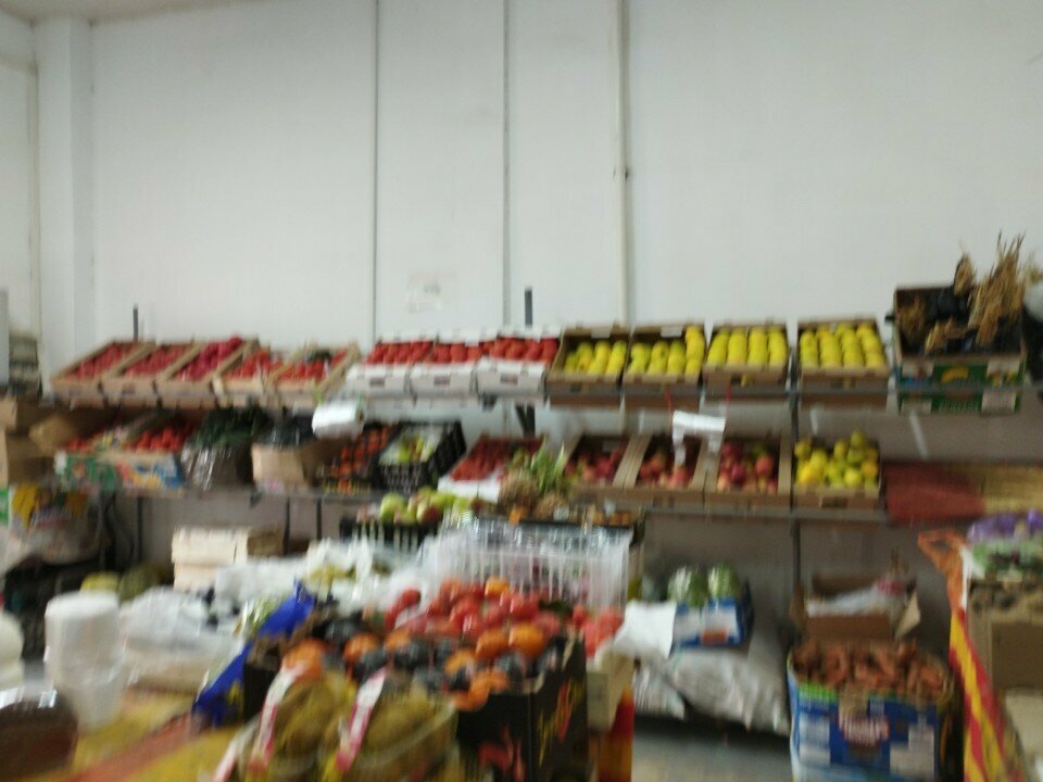 Greengrocery Fruit and Vegetable Sales Point, Chimkent, photo