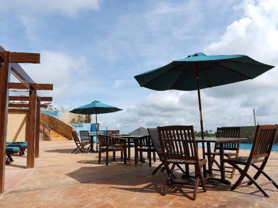 Фото Summit Ridge Tagaytay