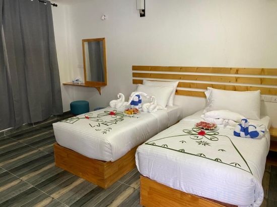 Фото Ramzu Villa Thoddoo