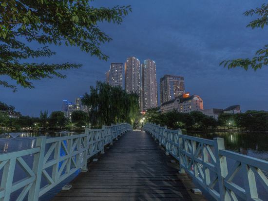 Фото Golden Planet Hotel & Resort