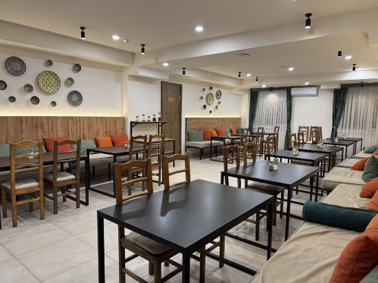 Фото Akjola Hotel