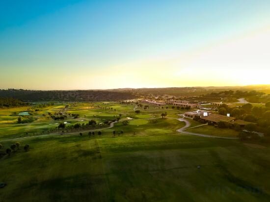 Фото Nau Morgado Golf & Country Club