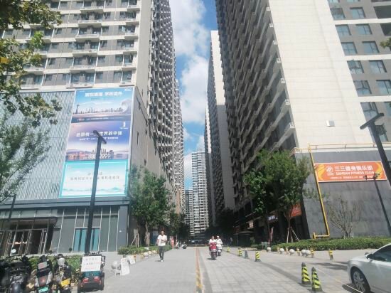 Apartments Park Su Fengyi Audio and Video Hotel, Zhengzhou, photo