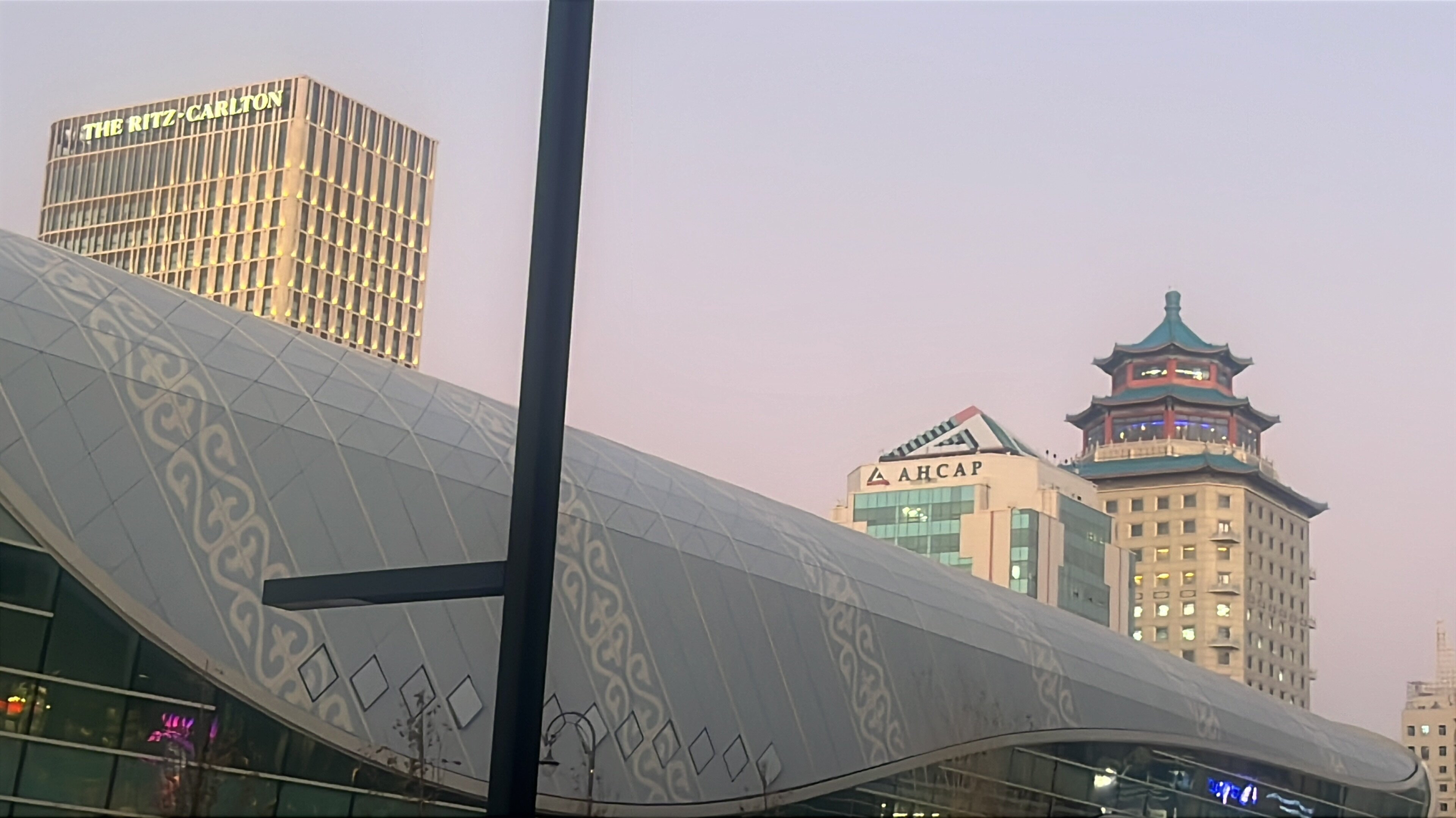 Фото Sheraton Astana Hotel