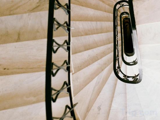 Фото Mona Athens