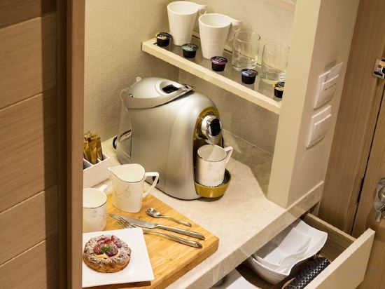 Фото Burlington Hotel