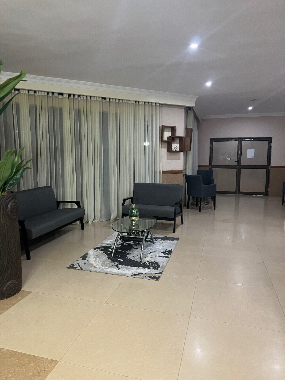 Фото Mika Hotel, Kabulonga