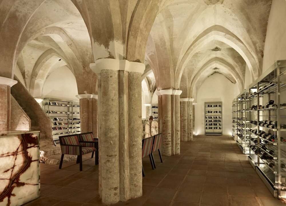 Фото Convento do Espinheiro, Historic Hotel & SPA