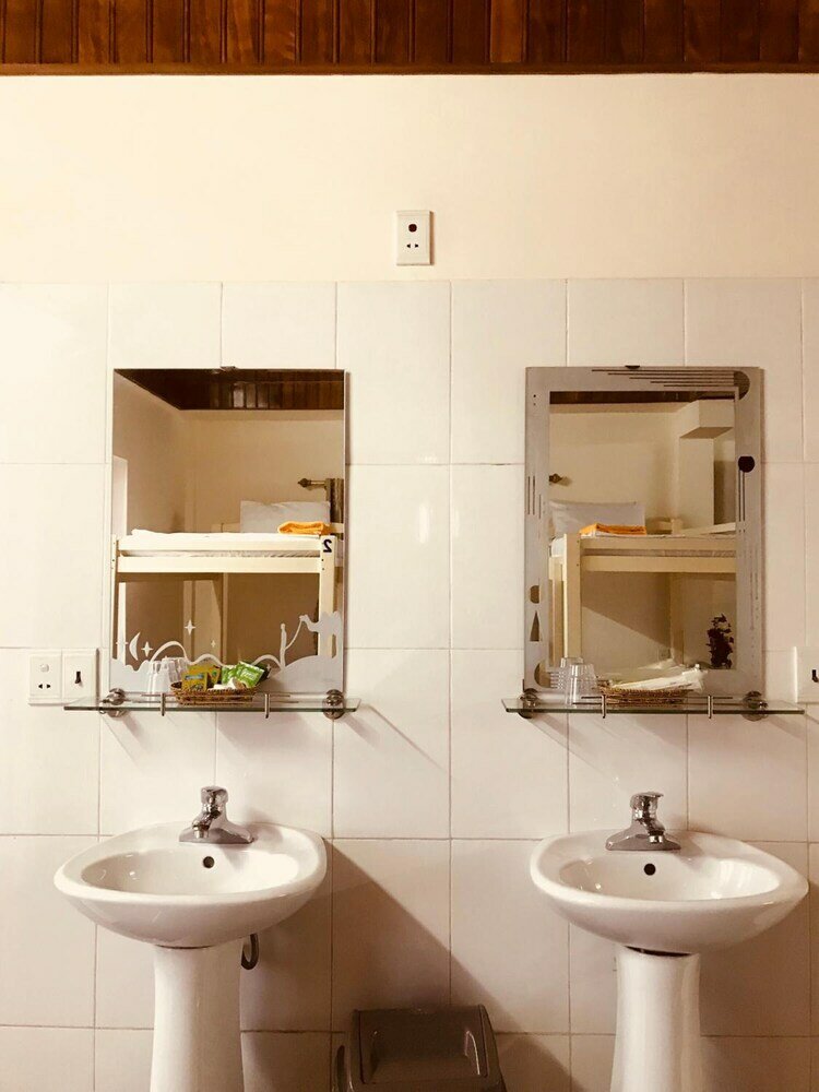 Фото Nam Long Hotel