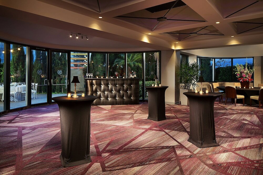 Фото Sheraton Gateway Los Angeles Hotel