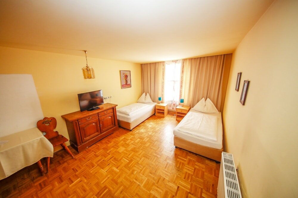 Фото Hotel Lehenerhof Salzburg