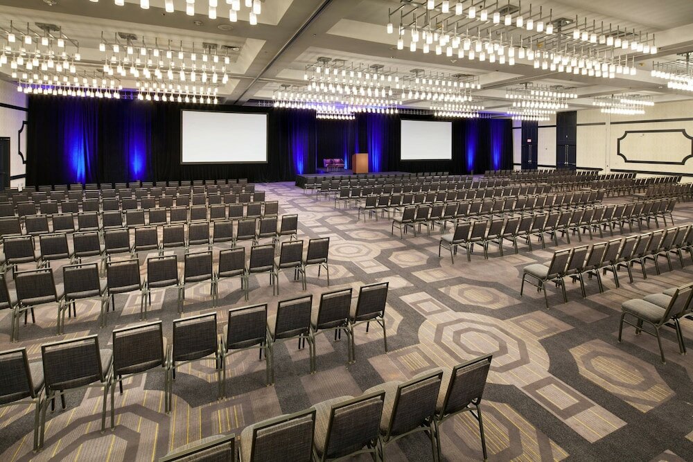 Фото Sheraton Gateway Los Angeles Hotel