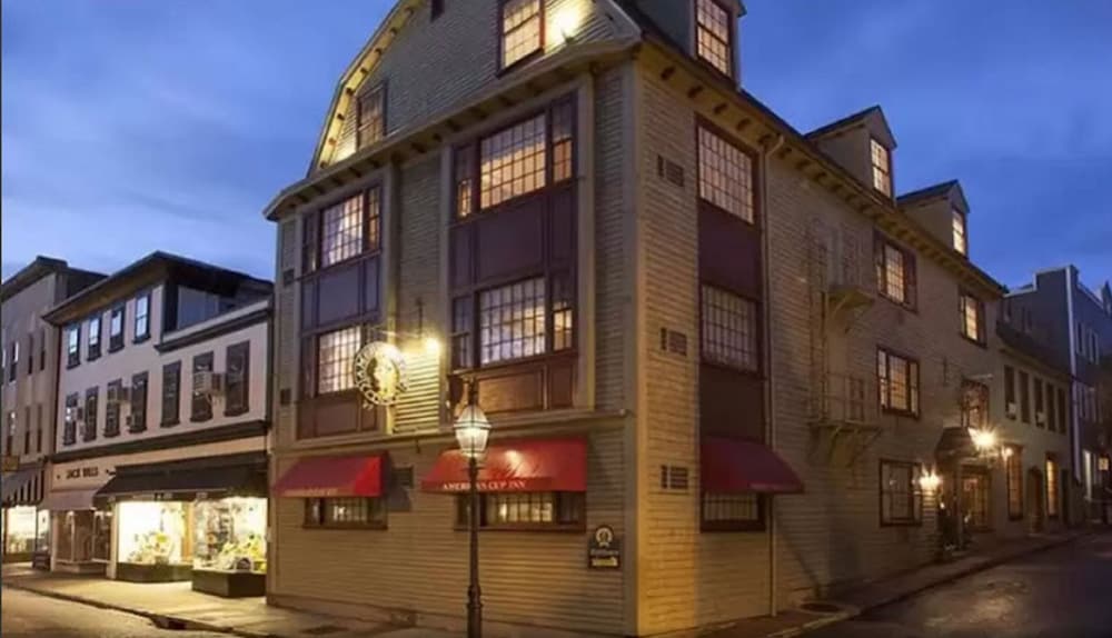 Фото Americas Cup Inn