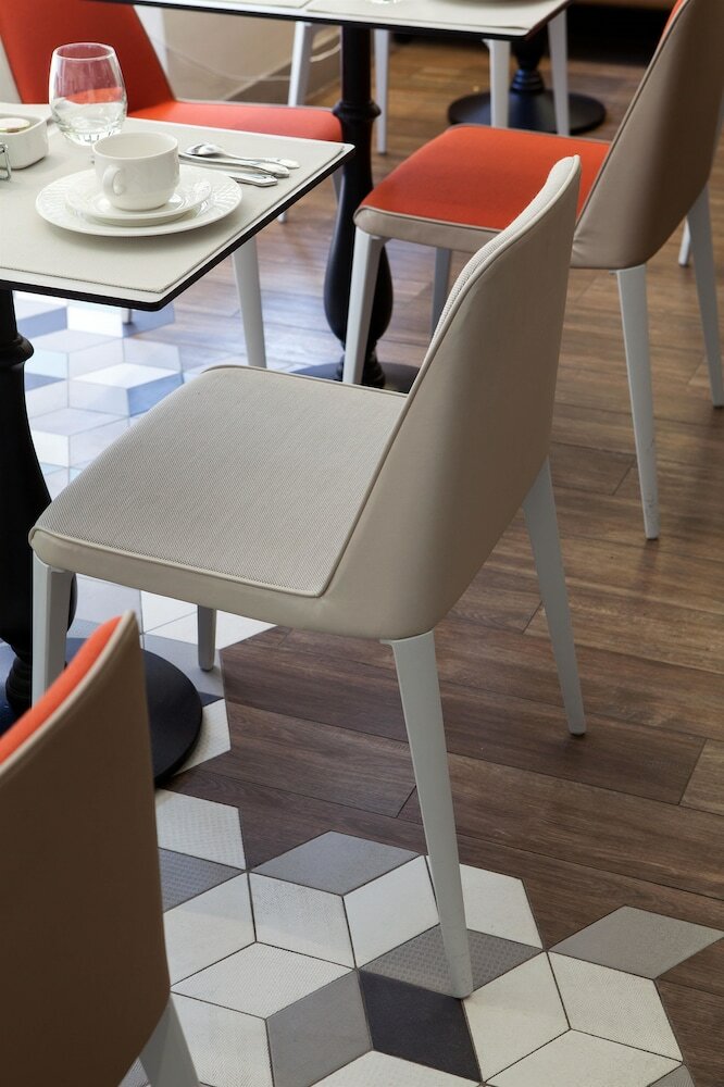 Фото Hôtel des Nations Saint Germain