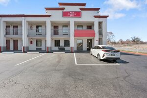 Гостиница Red Carpet Inn Philadelphia Airport