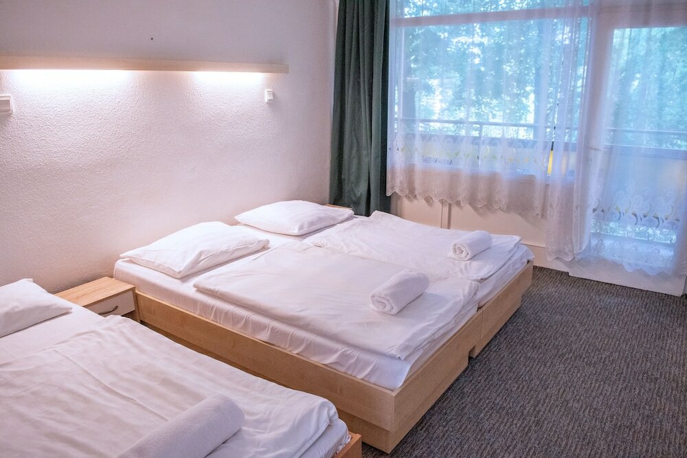 Фото Ce Napfény Hotel