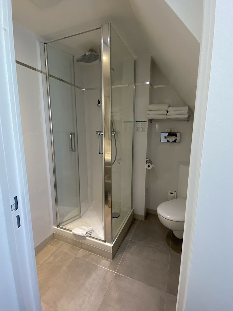 Фото Austin's Saint Lazare Hotel