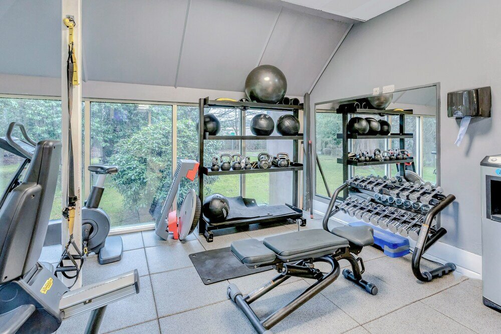 Фото The Landmark Hotel and Leisure Club