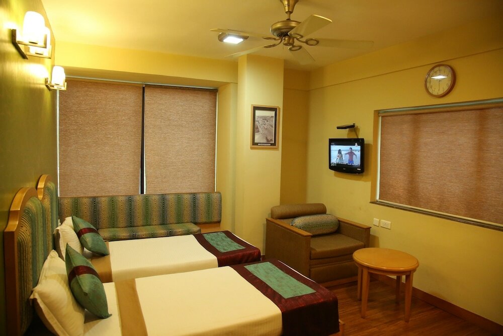 Фото Hotel Sudesh Tower