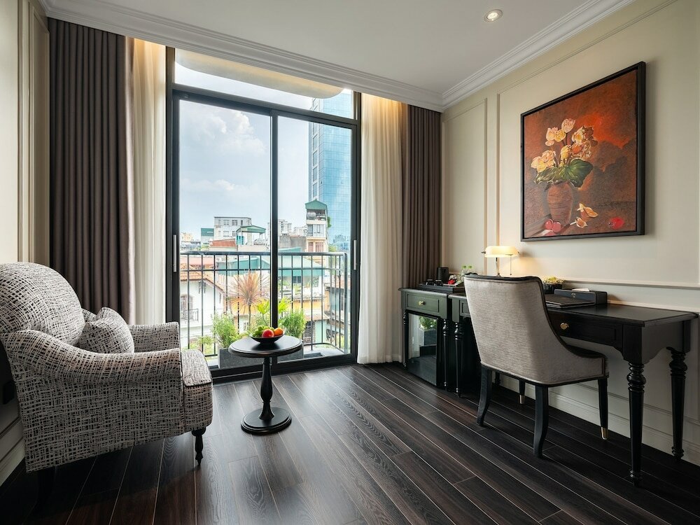 Фото T Boutique Hotel