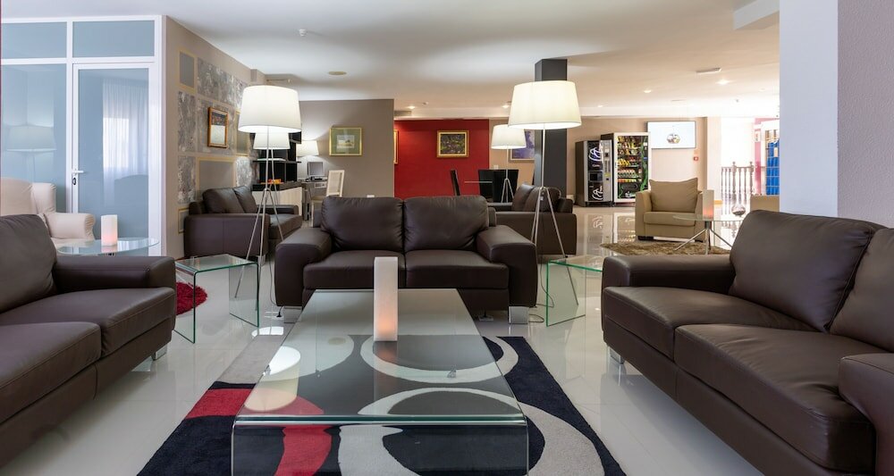 Фото Château La Roca