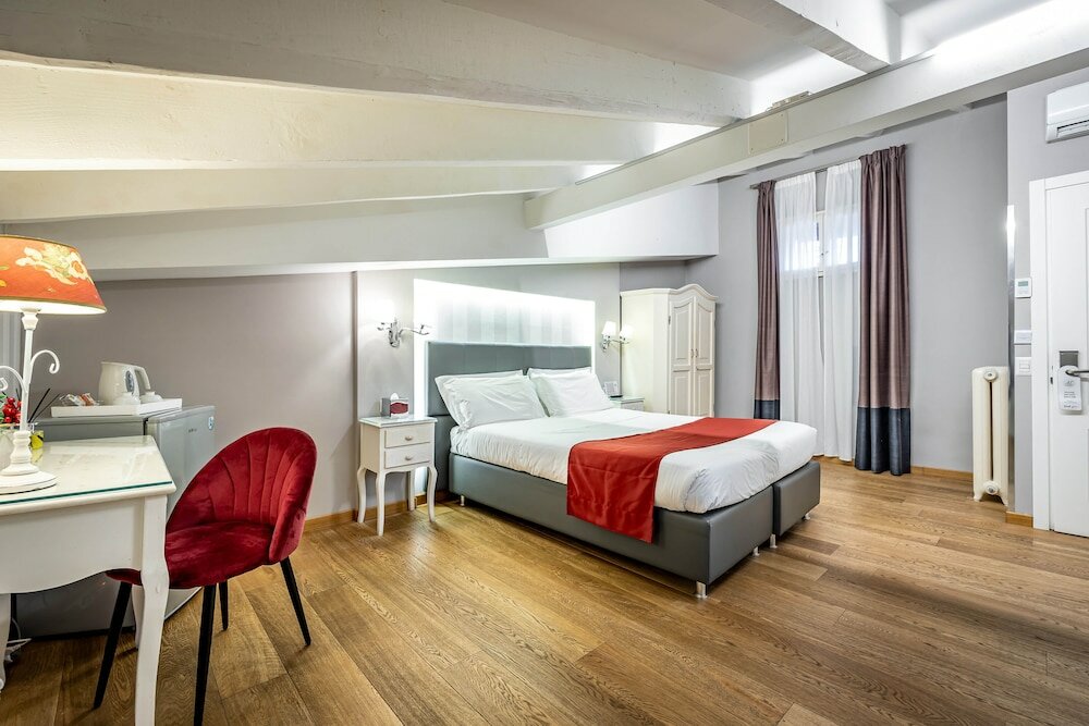 Фото Antico Centro Suites