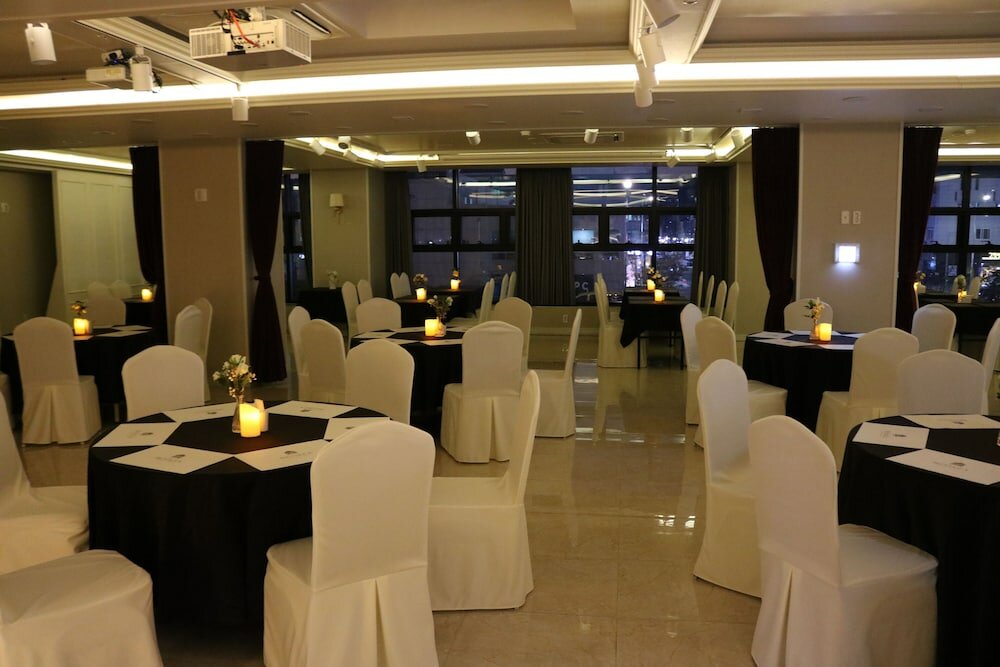 Фото Benikea Yangsan Hotel